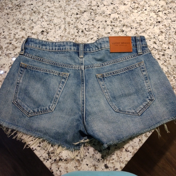 Lucky Brand THE CUT OFF Jean Shorts - Picture 2 of 5